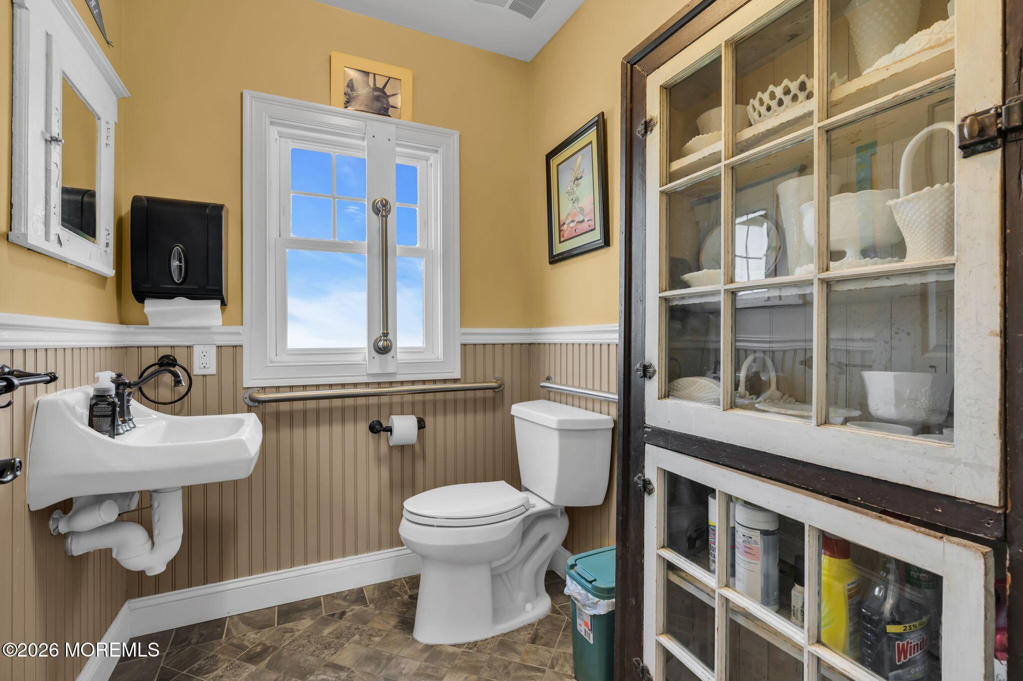 Photo of 601/603 Route 35, Neptune Township NJ 07753