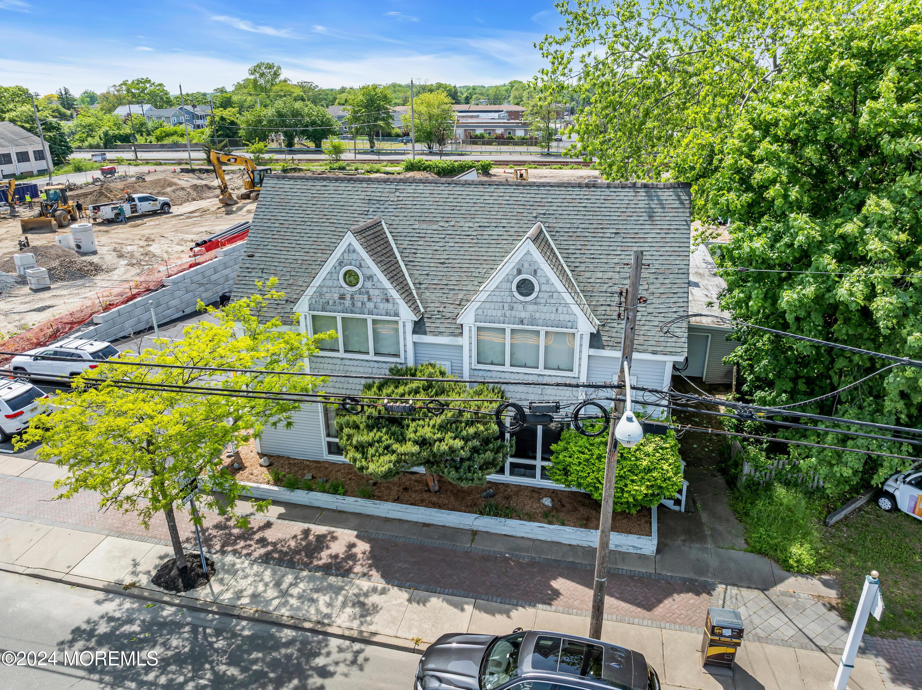 Photo of 813 Main Street, Avon-by-the-sea NJ 07717