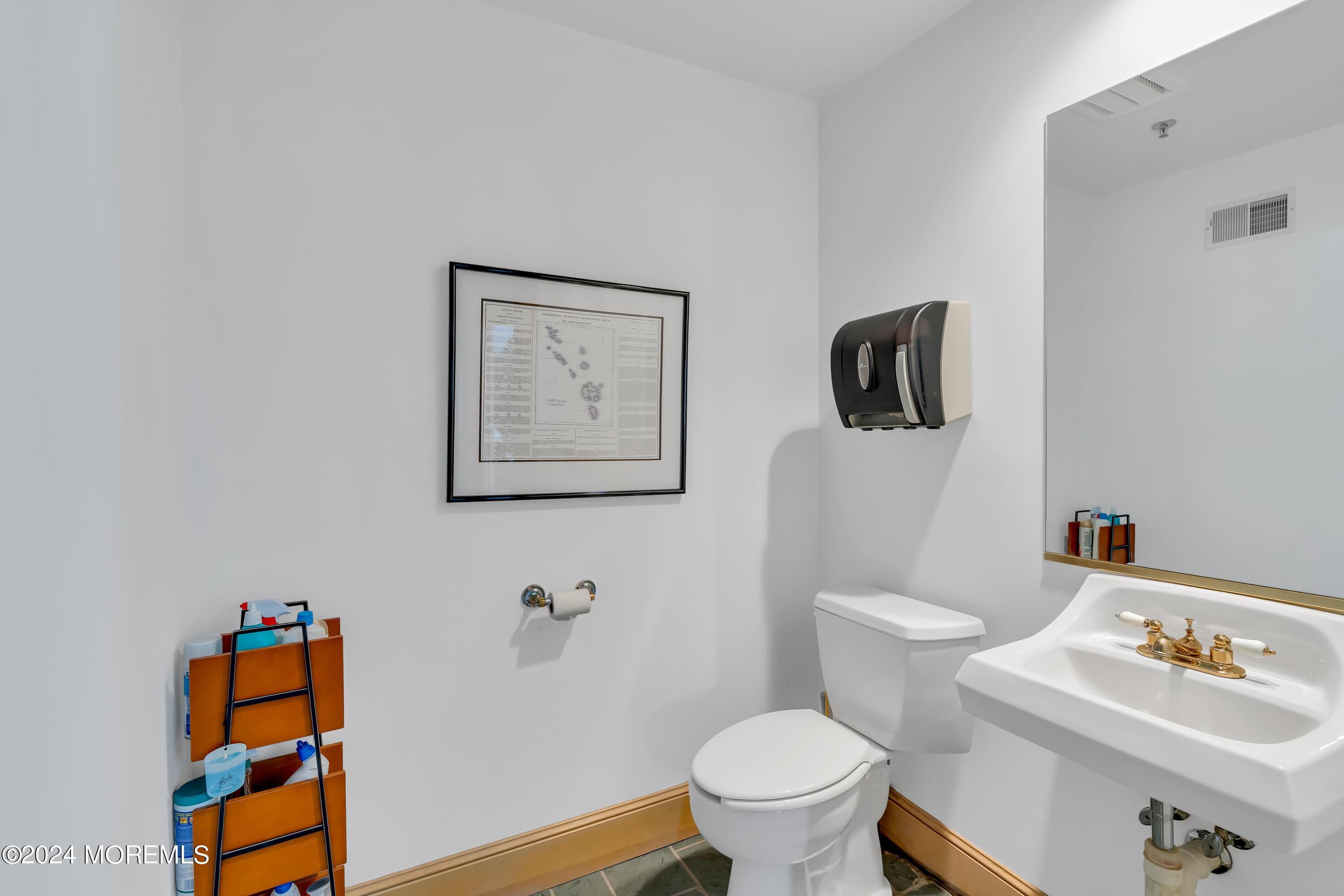 Photo of 813 Main Street, Avon-by-the-sea NJ 07717