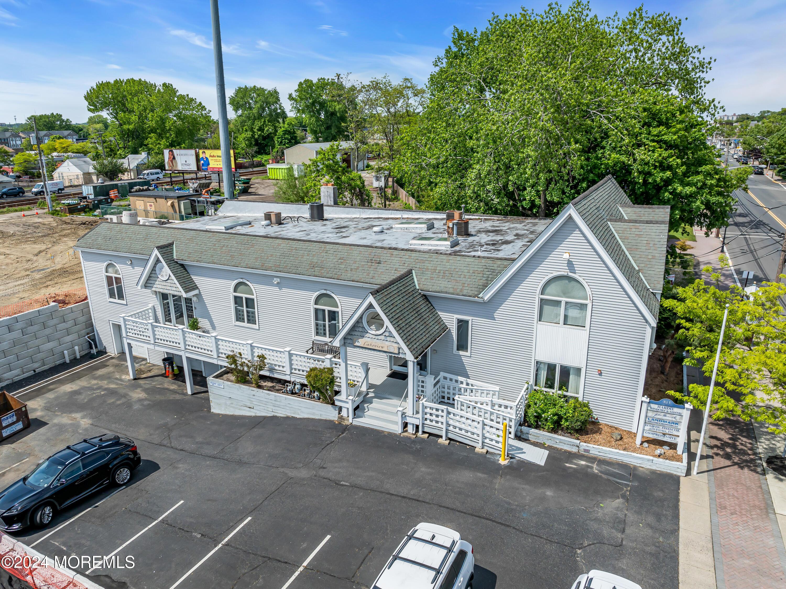 Photo of 813 Main Street, Avon-by-the-sea NJ 07717