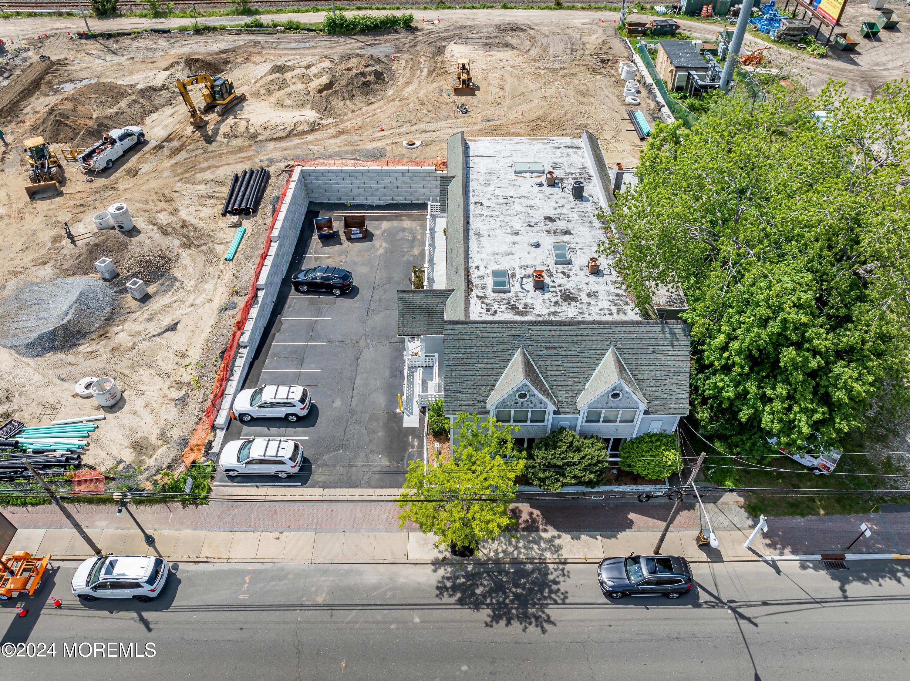 Photo of 813 Main Street, Avon-by-the-sea NJ 07717