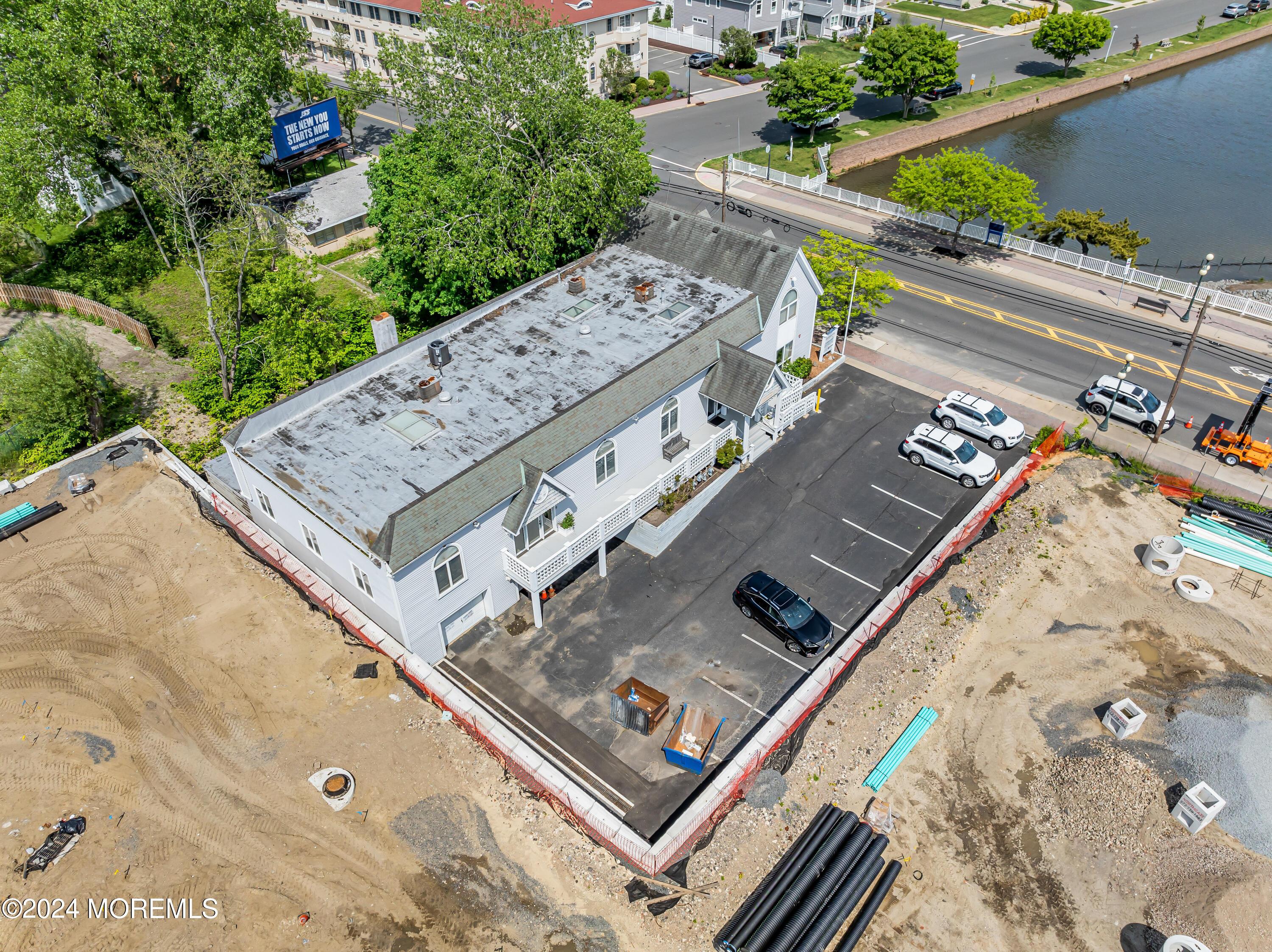 Photo of 813 Main Street, Avon-by-the-sea NJ 07717