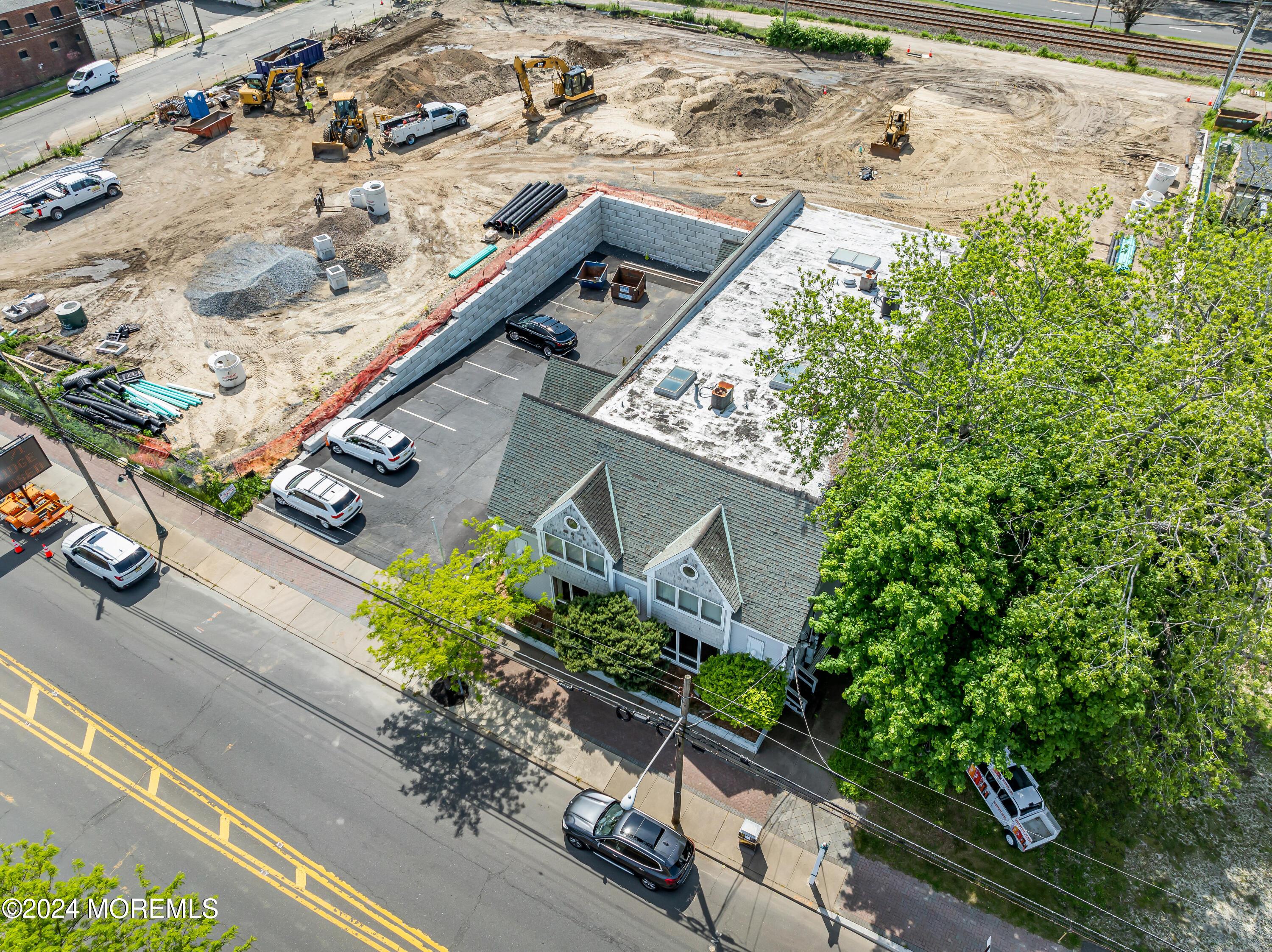 Photo of 813 Main Street, Avon-by-the-sea NJ 07717