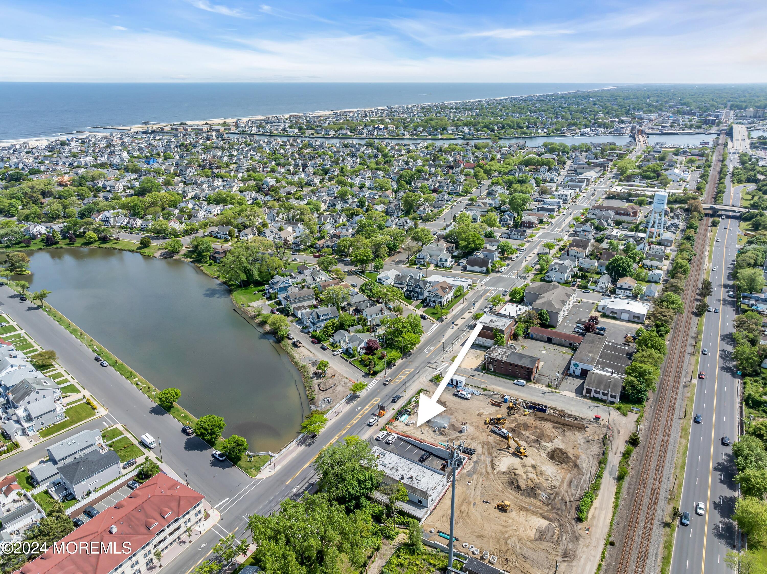 Photo of 813 Main Street, Avon-by-the-sea NJ 07717