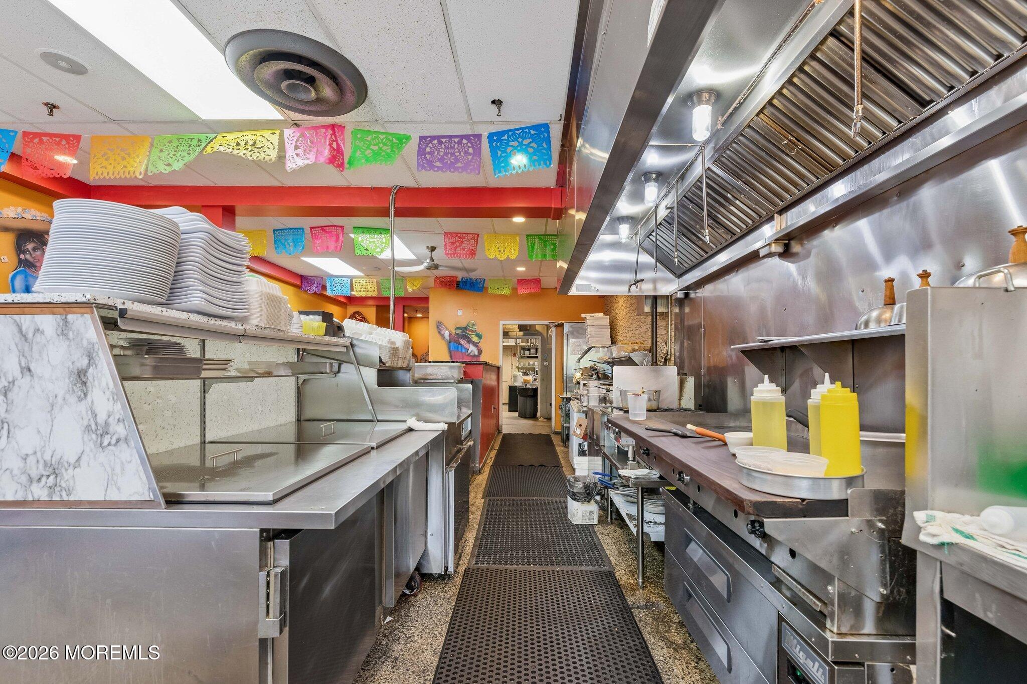 This kitchen is equipped with all you need.
