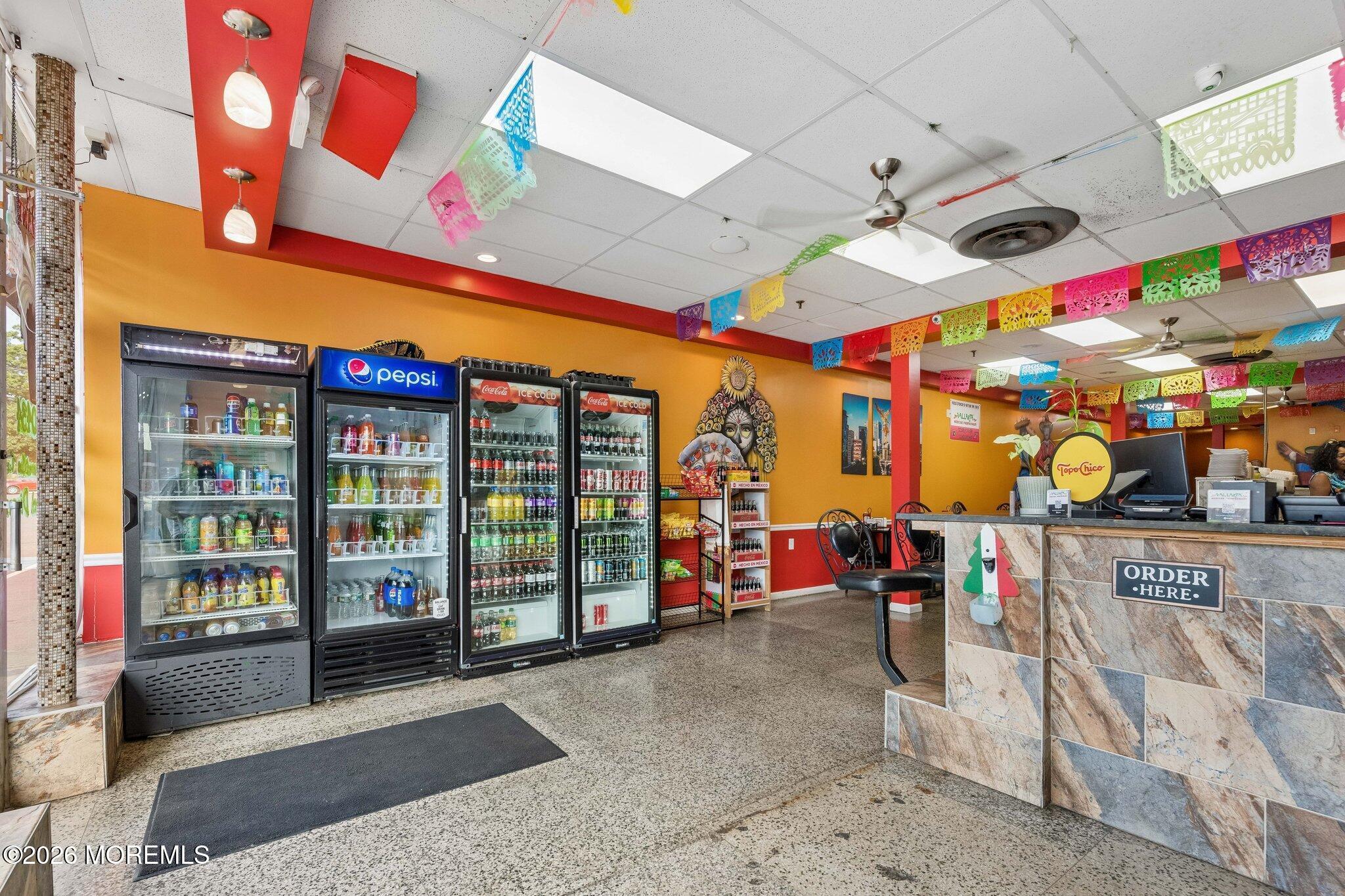 This open and inviting entrance has room for plenty of take-out patrons.